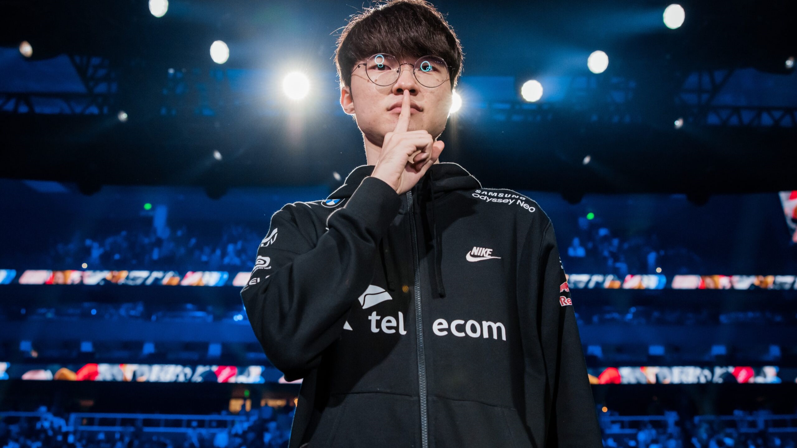 险胜引发热议！，Uzi在加拿大队比赛中大比分获胜比赛高潮迭起的简单介绍